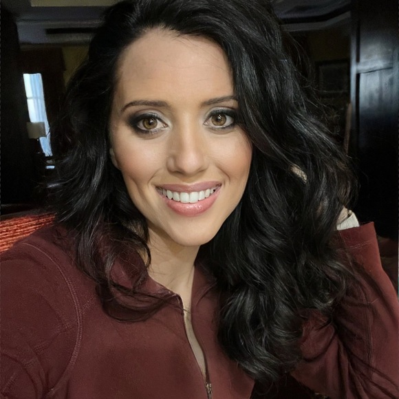 Meet your Posher, Tasia - Picture 1 of 1